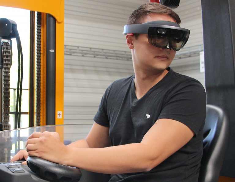 AR-Brille für Staplerfahrer